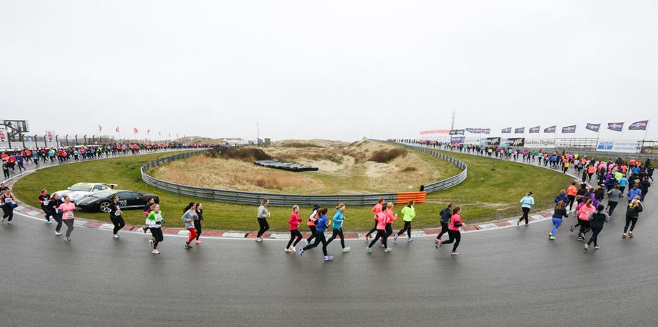Race on the Formula 1 track - Zandvoort Circuit Run 2015